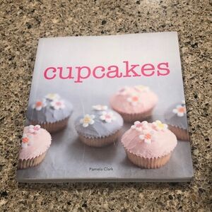 Cupcakes Recipe Book - Pink and Gray Cover